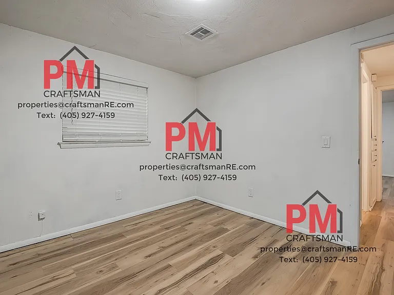 132 NW 80th St — Photo 43