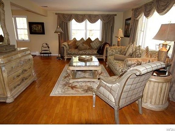 5th image of 6 Fairmont Ter