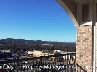 346 Rocky Top Dr, Greenville, SC 29615