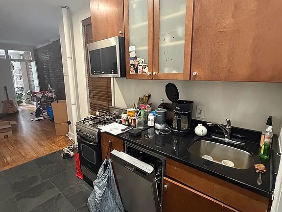 2nd image of 219 Mott St APT 3FS
