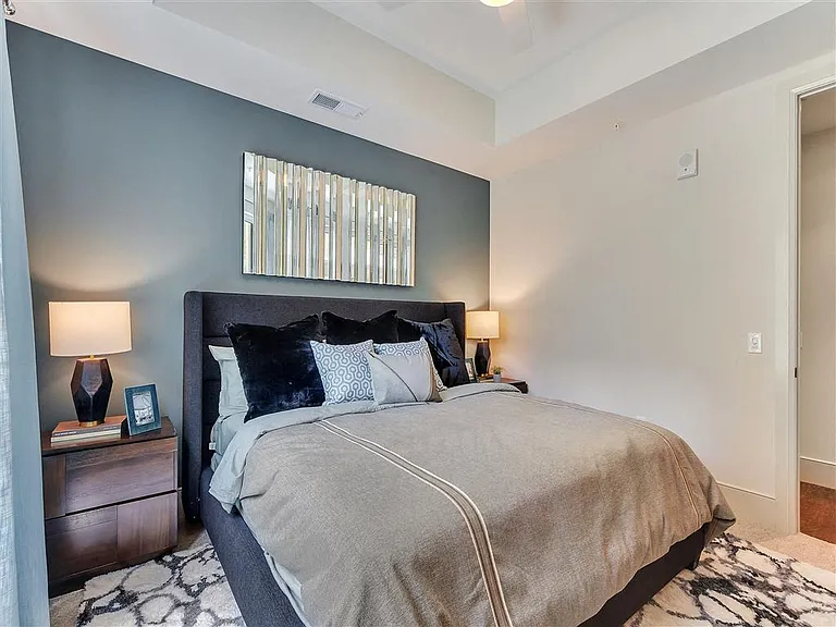Preston Hollow Village — Photo 19