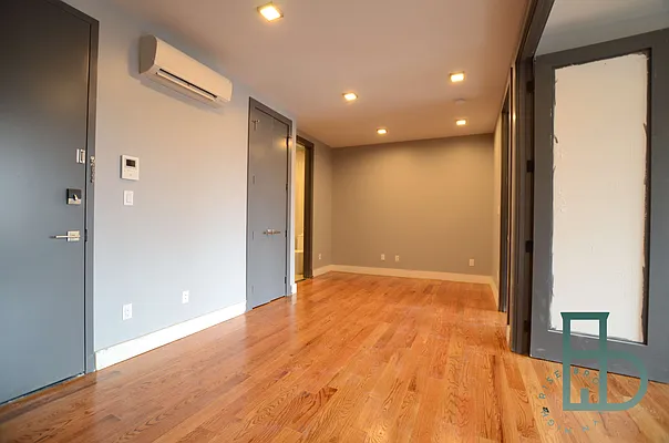 Rented by Brooklyn High Rise LLC | media 32