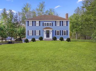 85 Indian Head St, Hanson, MA 02341