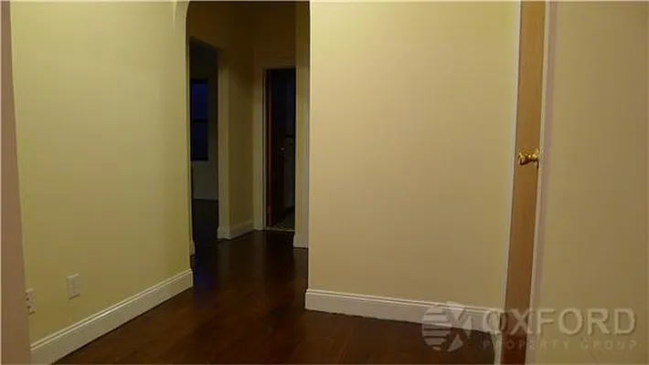 Rented by Oxford Property Group | media 12