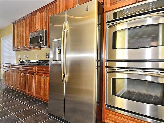 5th image of 44449 Blueridge Meadows Dr
