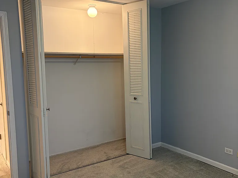 711 E Falcon Dr #201 — Photo 24