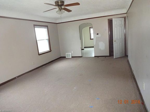2nd image of 145 Beverly Ct