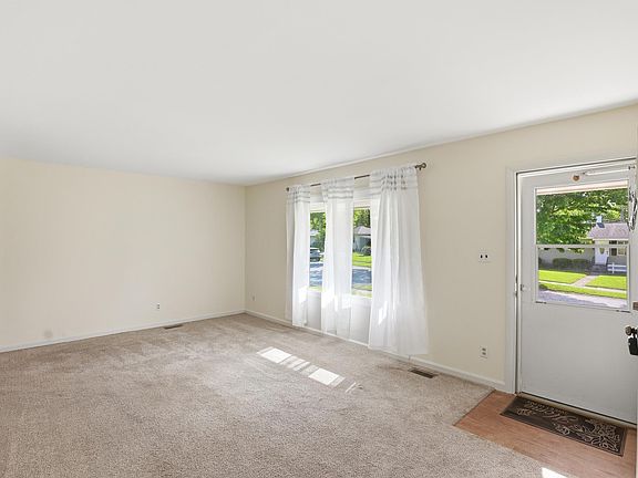 5th image of 5117 Northcrest Dr