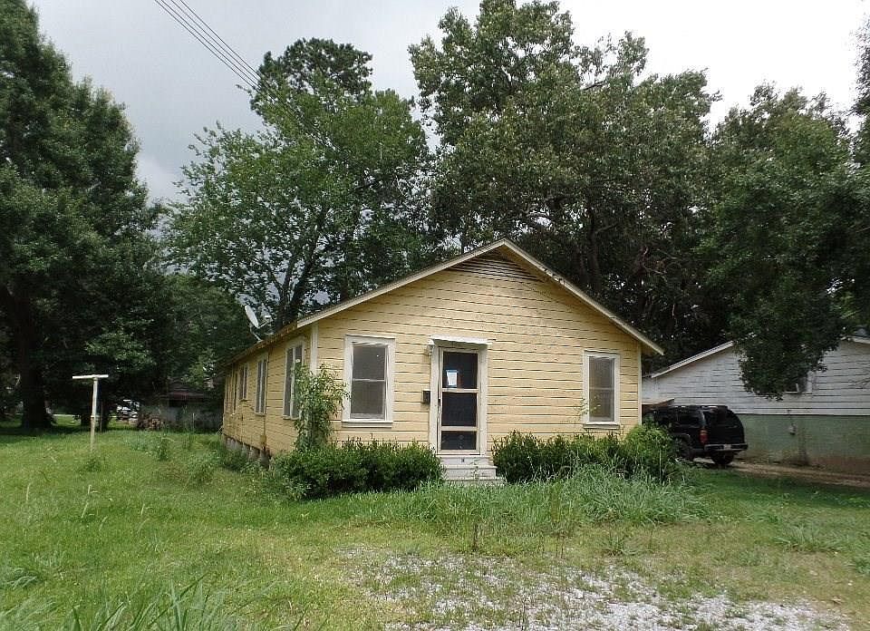 1st image of 408 Dubois St