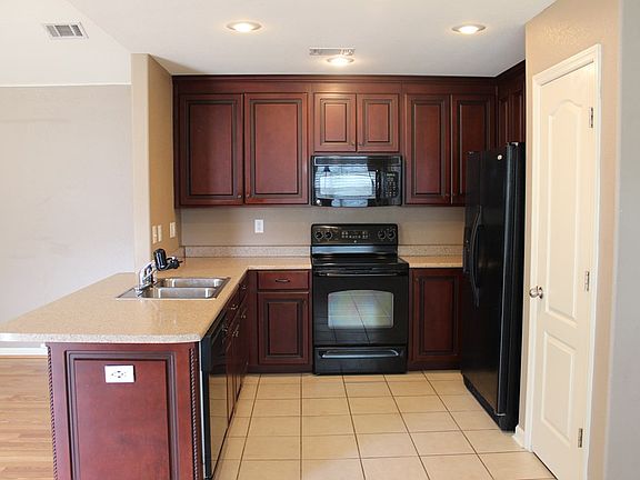 5th image of 1809 Chestnut Dr