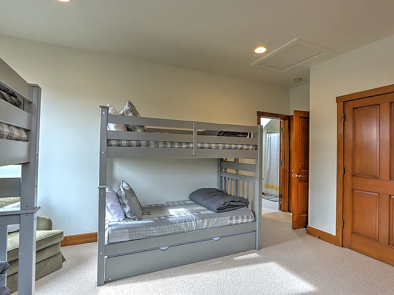 408 Settlement Ln — Photo 36