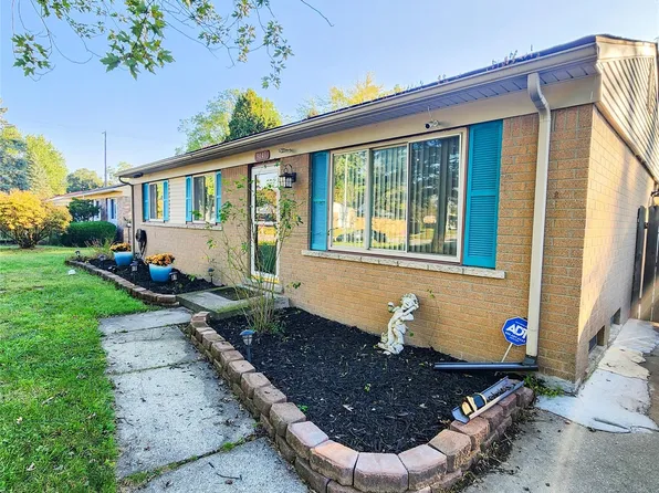 9445 Van Buren St, Belleville, MI 48111
