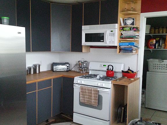 4th image of 396 W Wallin St