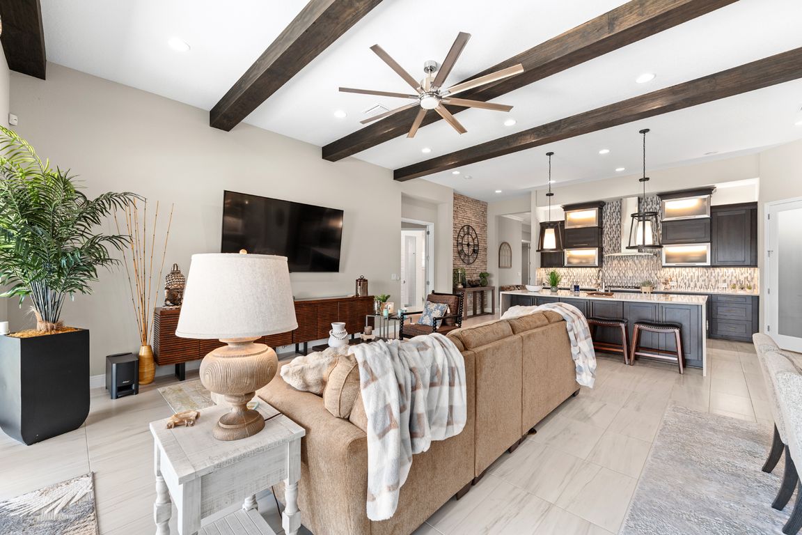 next background image