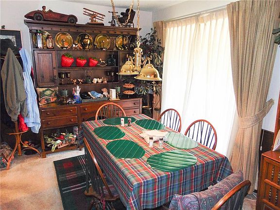 4th image of 3900 Tamarisk Dr