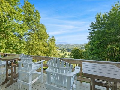 924 Balsam Drive, Newland, NC, 28657