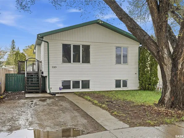 330B X AVENUE S, Saskatoon, SK S7M 3H6