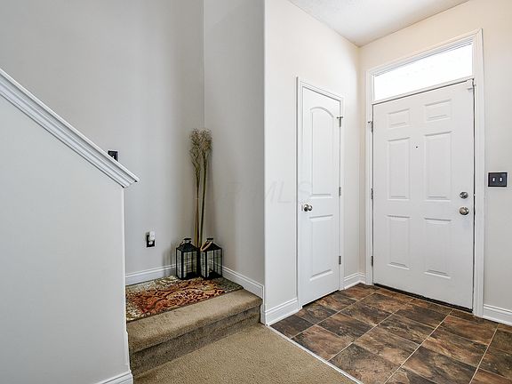 3rd image of 270 Ravensdale Pl