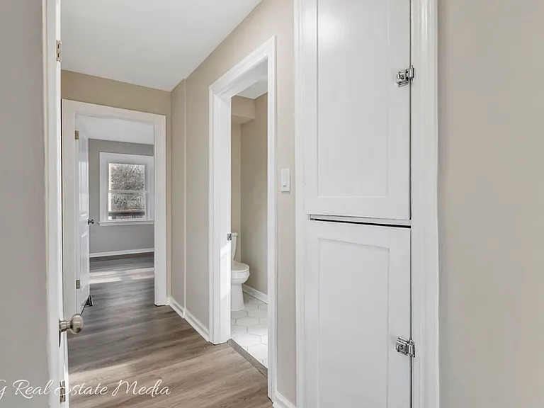6253 Sturdy Ave — Photo 5