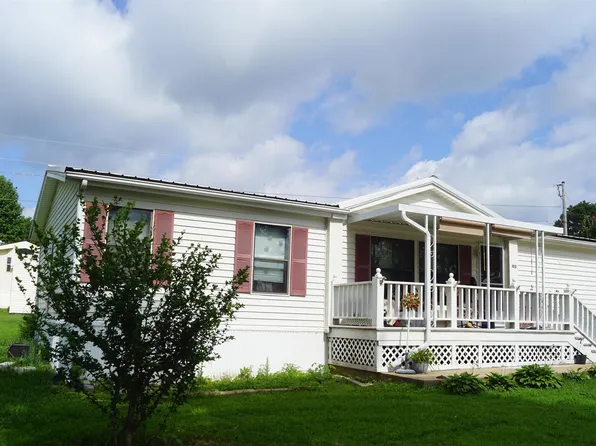 102 Hal Dr, Mountain Home, AR 72653