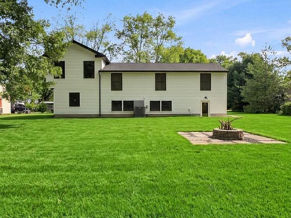 5th image of 50 Manor Ln