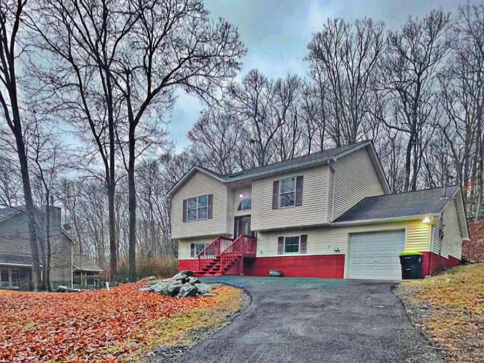 1st image of 3144 Parliament Dr