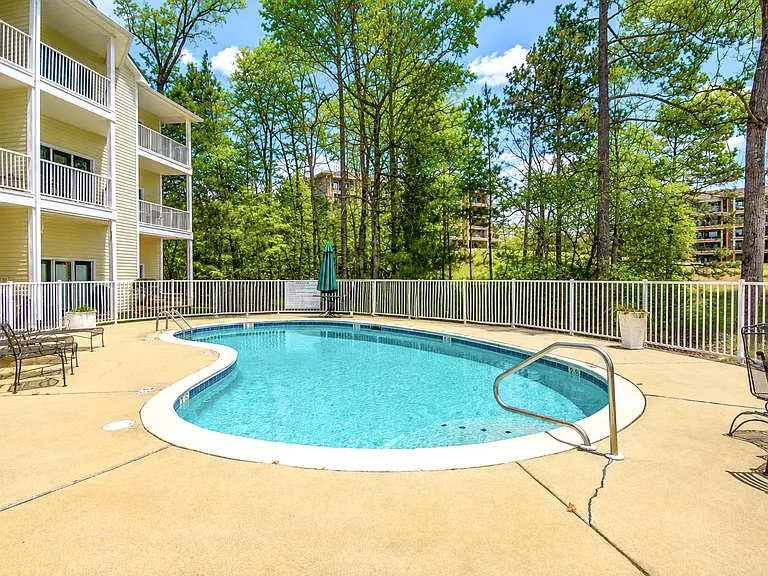 185 Sunset Point Dr #611 — Photo 29
