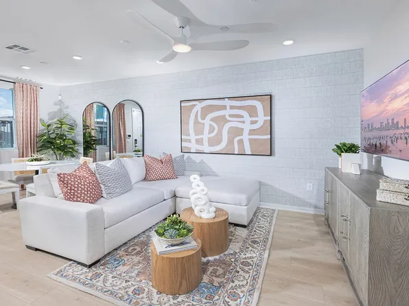 33227 Opal Glass Dr, French Valley, CA 92596