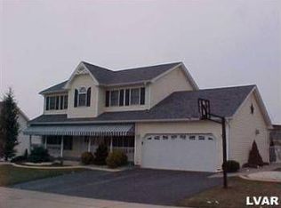10 Phyllese Dr, Northampton, PA 18067