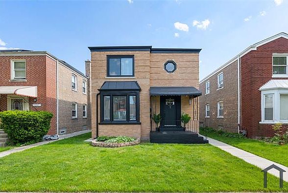 1st image of 5347 W Gladys Ave #2
