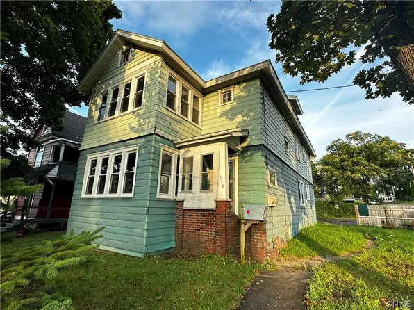 816 Court St, Syracuse, NY 13208