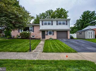 26 Octagon Ave, Sinking Spring, PA 19608