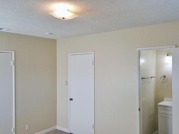 Master (lots of closet space)