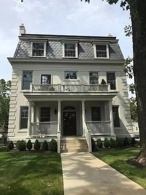 1st image of 738 Bryden Rd #4-C
