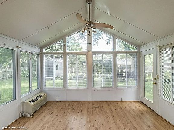 4th image of 3516 Breckenridge Dr
