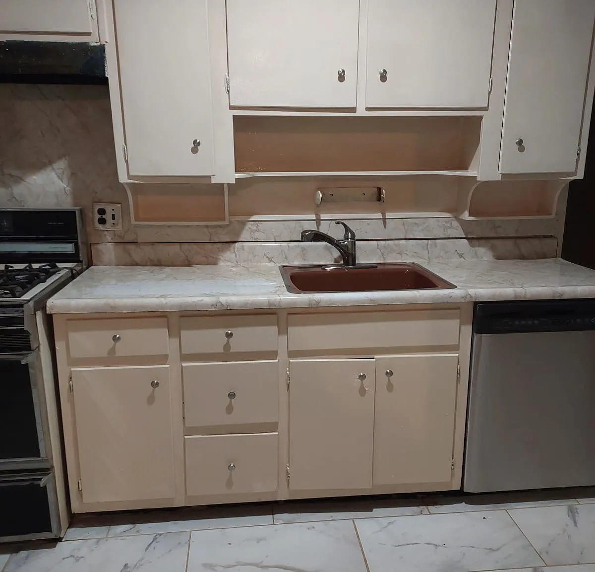 1 bed, 1200 sqft, $945 — Photo 2