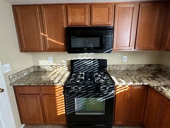 5th image of 41 Chesney Dr