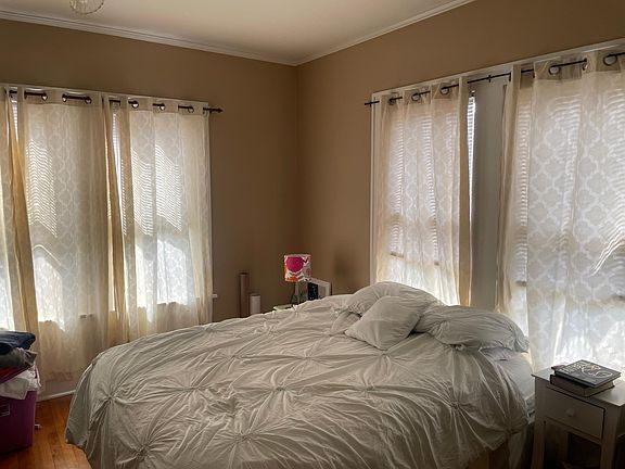4th image of 3822 Creswell Ave