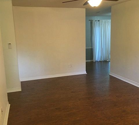 3rd image of 2784 Grantham Ln