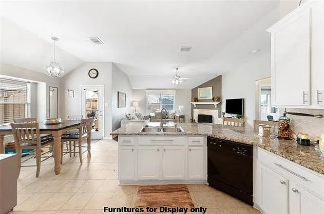 2644 Calmwater Dr — Photo 7