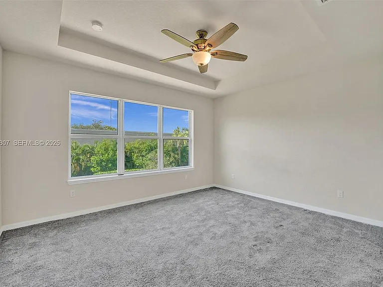 4764 Eucalyptus Dr — Photo 41