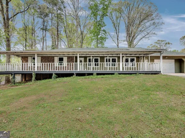 4153 Indian Manor Dr, Stone Mountain, GA 30083