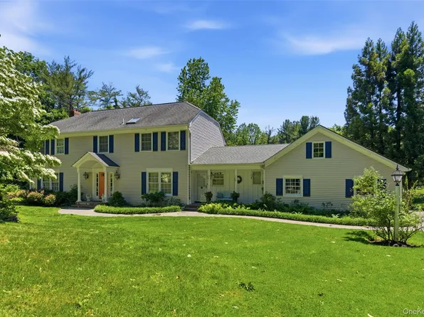 54 Snake Hill Road, Cold Spring Harbor, NY 11724