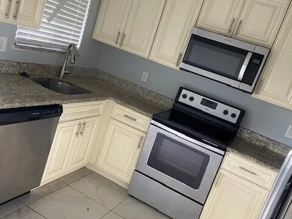 578 SW Sara Boulevard, Port St Lucie, FL 34953