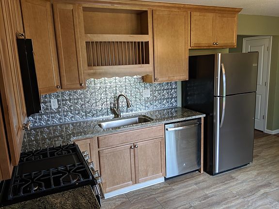 All appliances are included