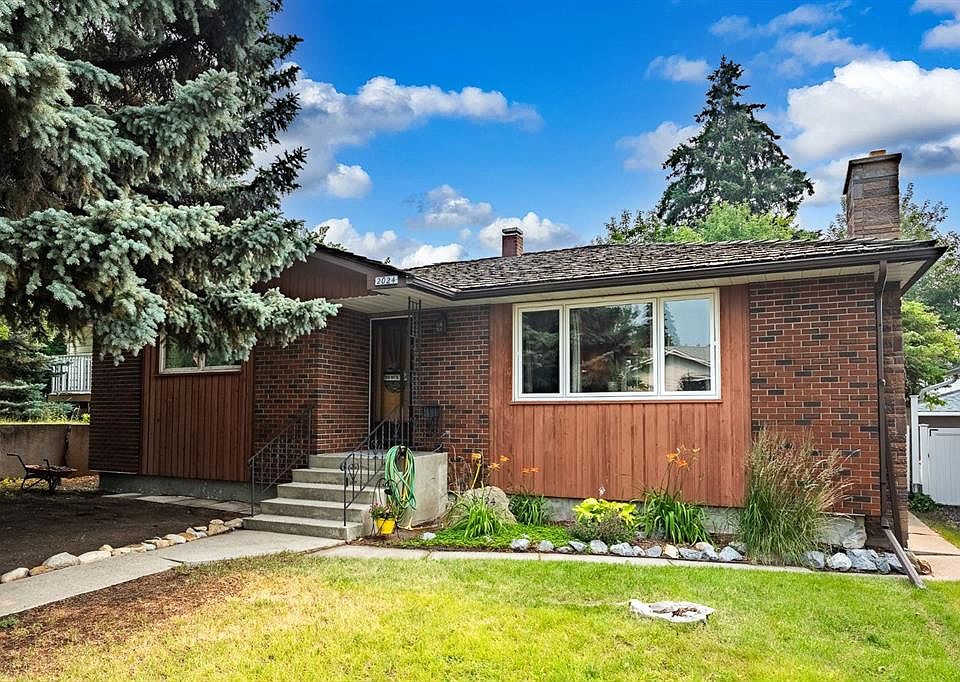 1st image of 2024 W Crocus Rd NW