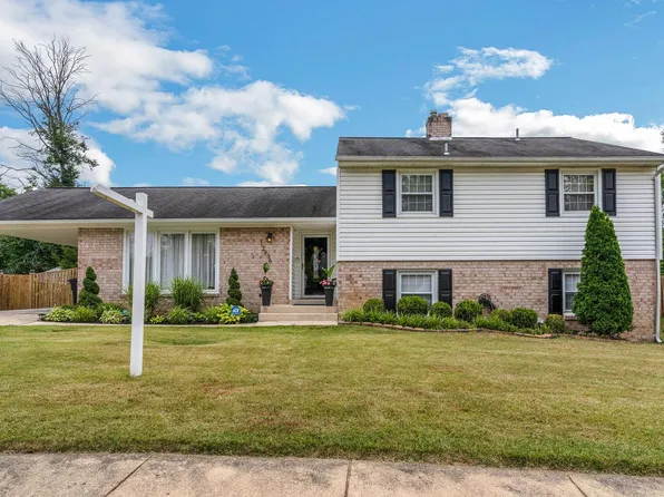 12636 Darlenen St, Upper Marlboro, MD 20774