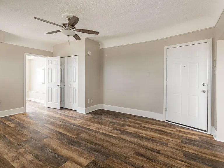 73 East Palmer Street — Photo 8