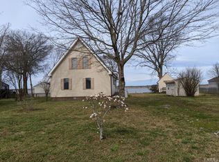 124 Waters Dr, Moyock, NC 27958