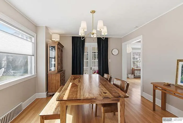 2120 Bradfield Dr — Photo 3
